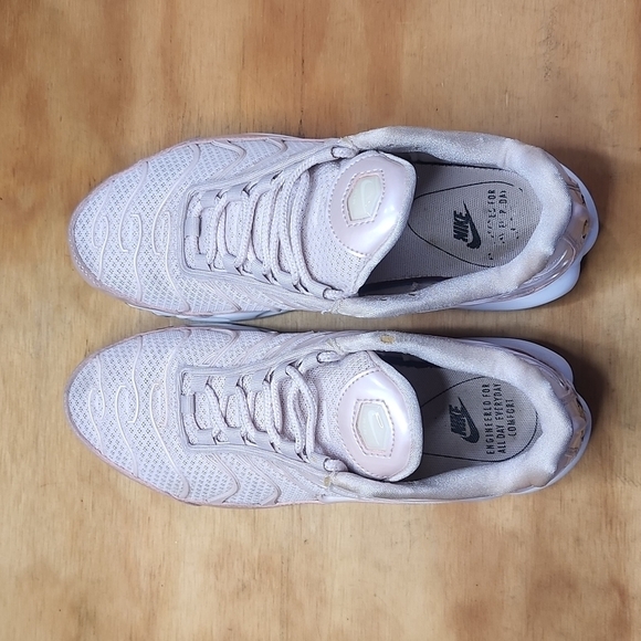 Nike Air Max Plus Premium Barely Rose | Size: 6.5 (Womens) | Light Pink - Picture 5 of 8